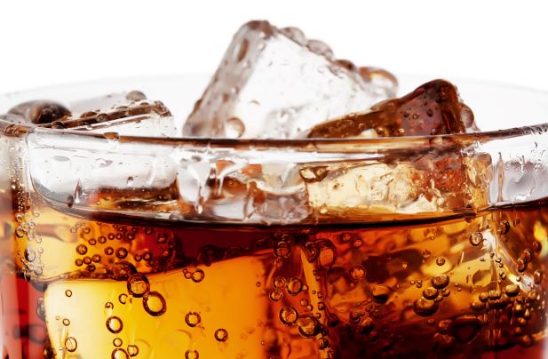 Sugary cola on ice